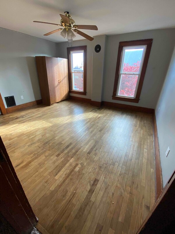 Building Photo - 411 Central Ave