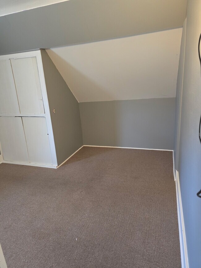 Building Photo - 2205 N Maryland Ave