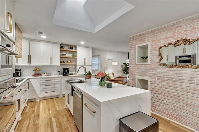 Building Photo - 10938 Yorksprings Dr