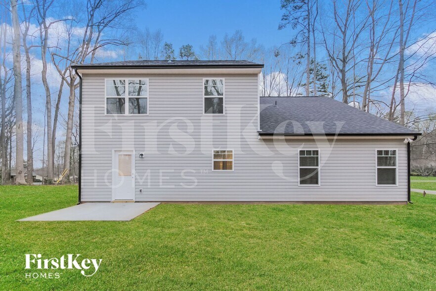 Building Photo - 1520 Longbow Dr