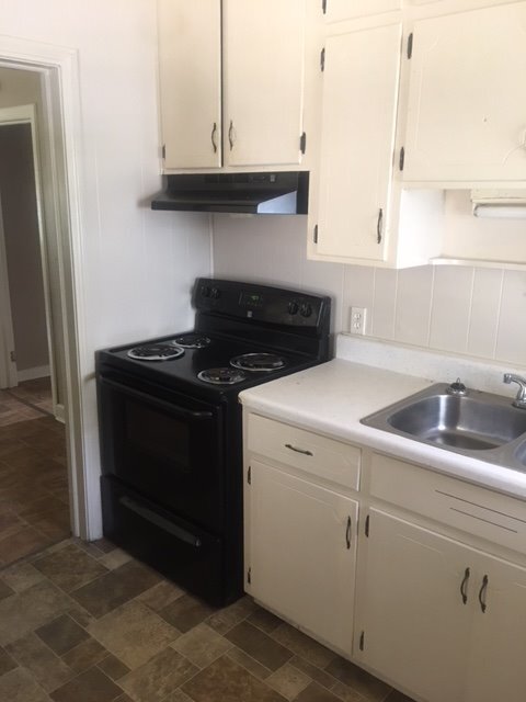 Building Photo - 324 Woodward Rd