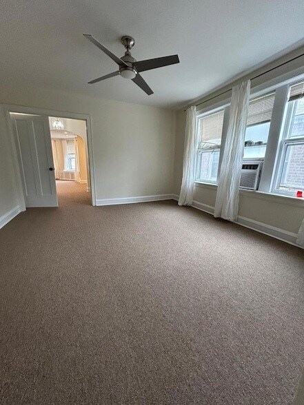 Building Photo - 6332 N Francisco Ave