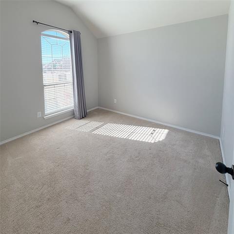 Building Photo - 312 Portland Ct