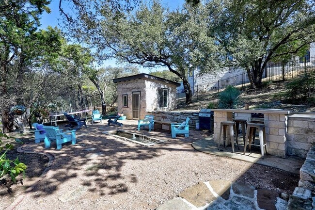 Building Photo - 5600 Blueridge Ct