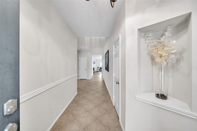 Building Photo - 1911 Mound Lake Dr