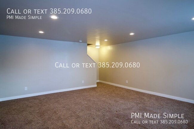 Building Photo - 14779 Stonehenge Pl