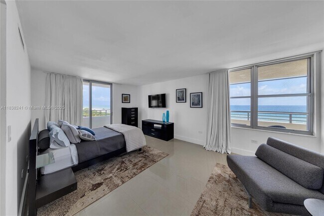 Building Photo - 5555 Collins Ave