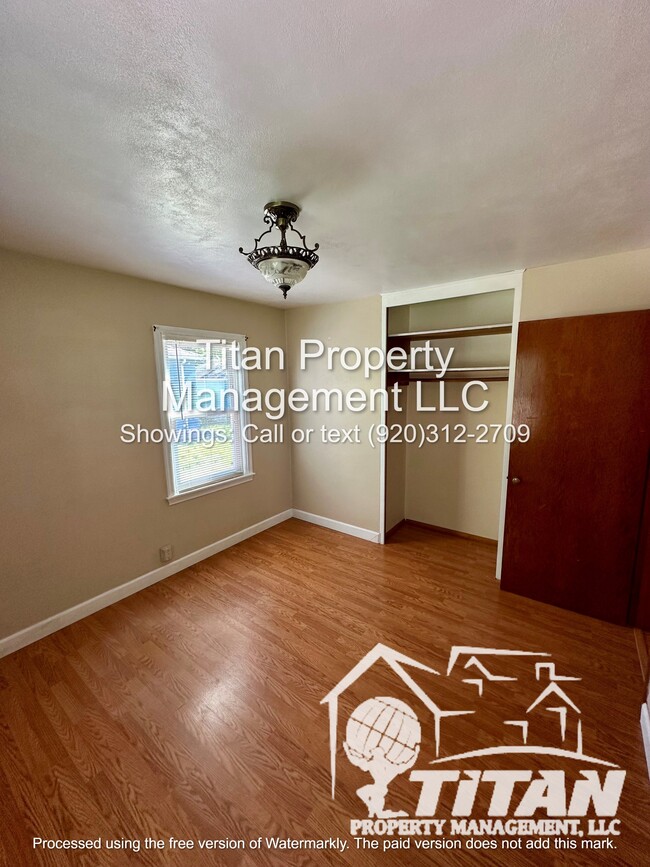 Building Photo - 18 Embrey Ct