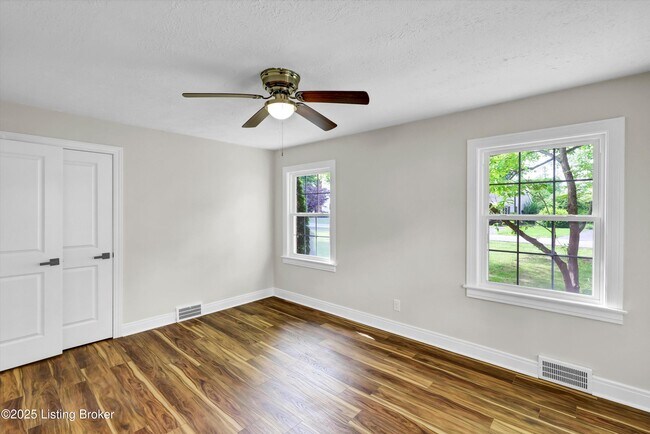 Building Photo - 7613 Norbourne Ave