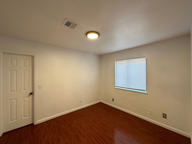 Building Photo - CASA MESA CONDO