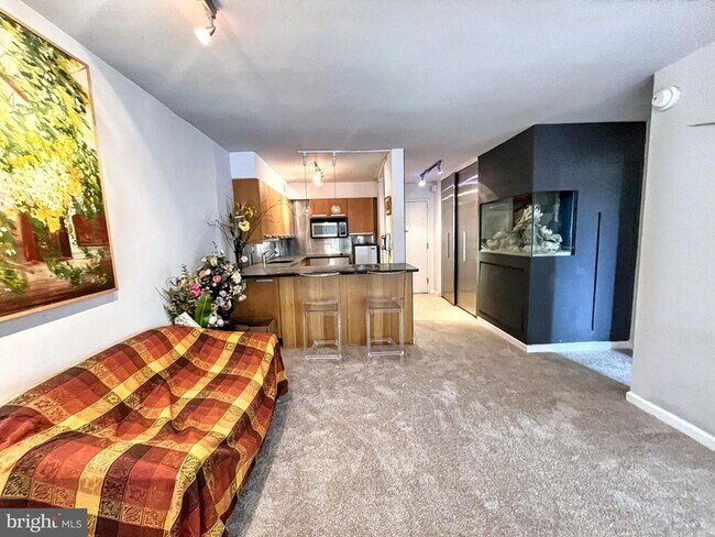 Building Photo - 226 W Rittenhouse Square