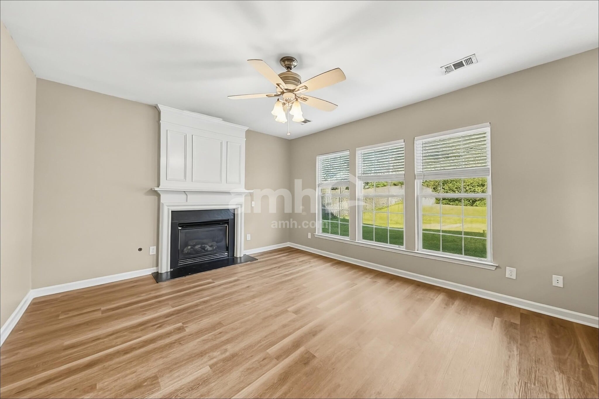 Building Photo - 2251 Monthemer Cv