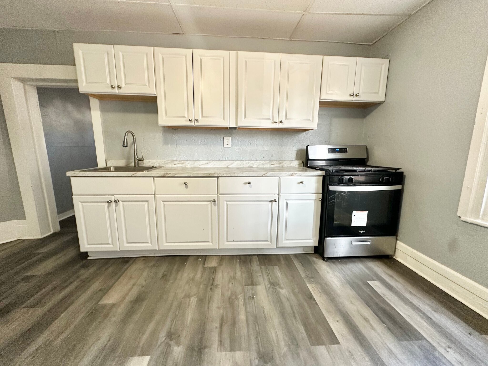 Building Photo - 223 S 3rd St