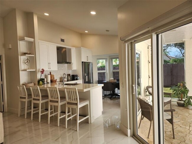 Building Photo - 1303 Seagrape Cir