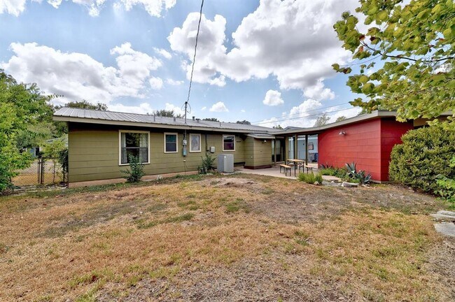 Building Photo - 4702 Philco Dr