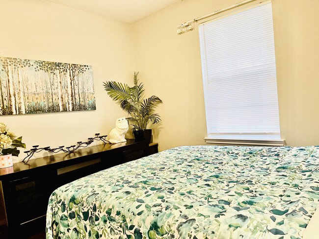 Building Photo - 118 Willoughby Ct