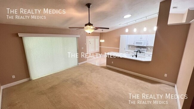 Building Photo - 3769 Grove View Ln