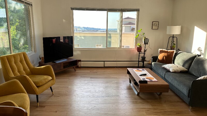 Building Photo - 1200 Boylston Ave