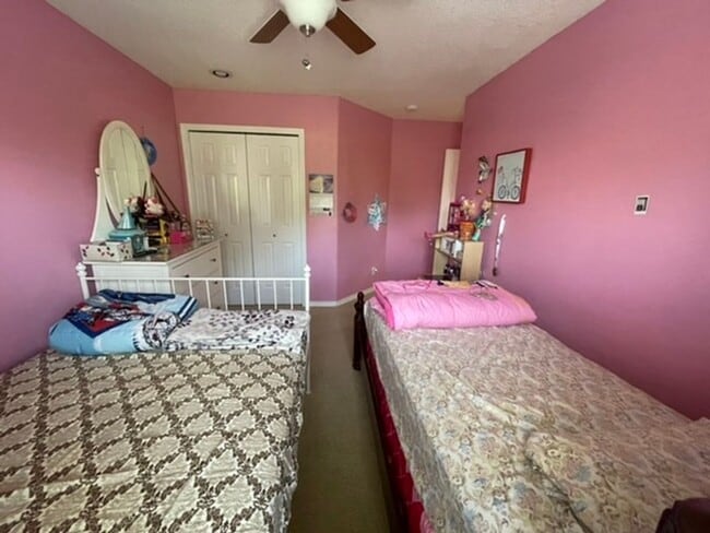 Building Photo - 5534 NW 164th Ave