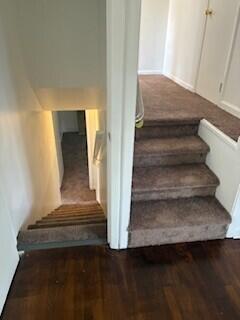 Building Photo - 3364 Wedgewood Dr