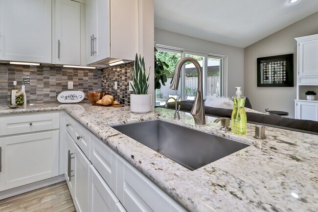 Building Photo - GORGEOUS REMODELED HOME WALKING DISTANCE TO WESTLAKE ELEMENTARY COMING TO THE MARKET SOON!