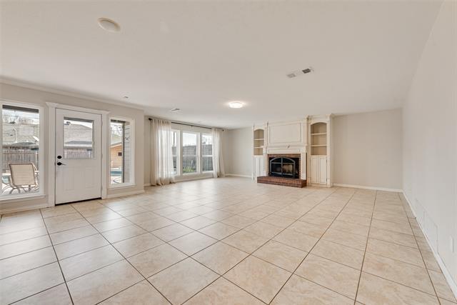 Building Photo - 6902 Kara Pl