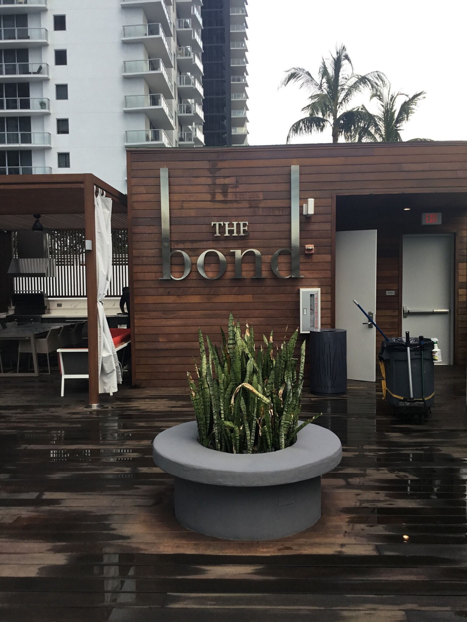 Pool level - 1080 Brickell Ave
