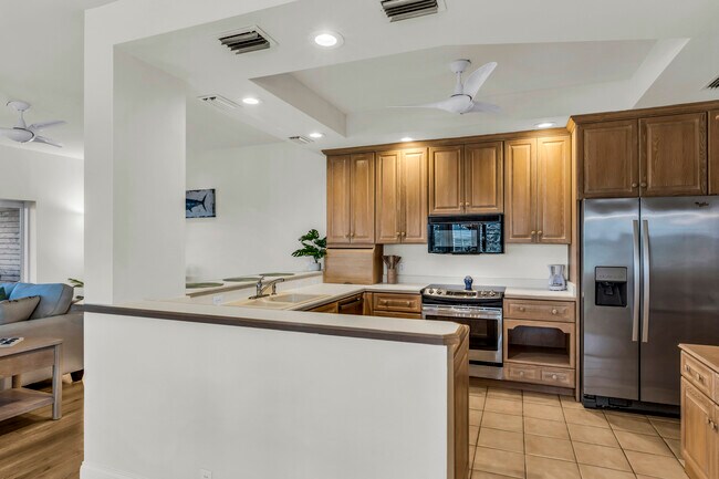 Building Photo - 7 Seawatch Dr