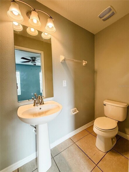 Building Photo - 10144 Arbor Run Dr