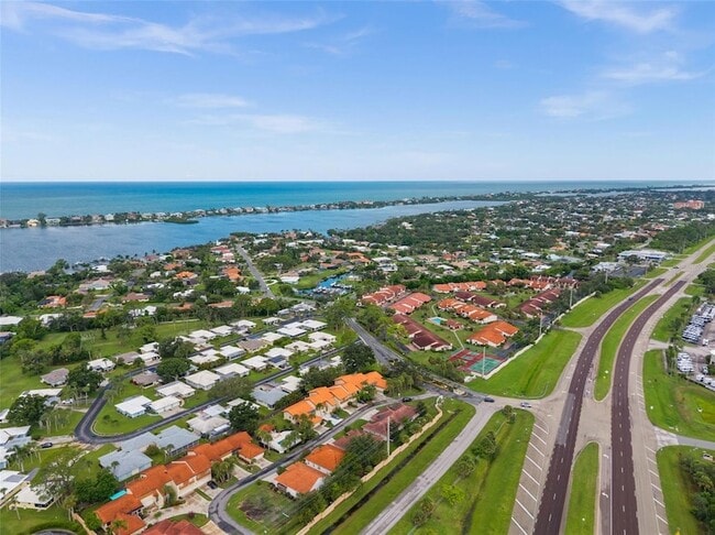 Building Photo - 804 Sorrento Pl