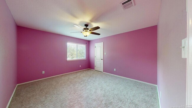 Building Photo - 522 Baltustrol Dr