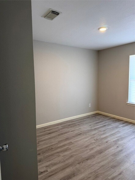 Building Photo - 3851 Bridgebluff Ln