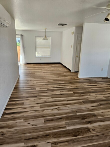Building Photo - 359 S Spaulding Ave