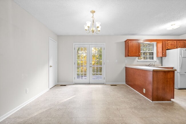 Building Photo - 183 Whitehall Dr