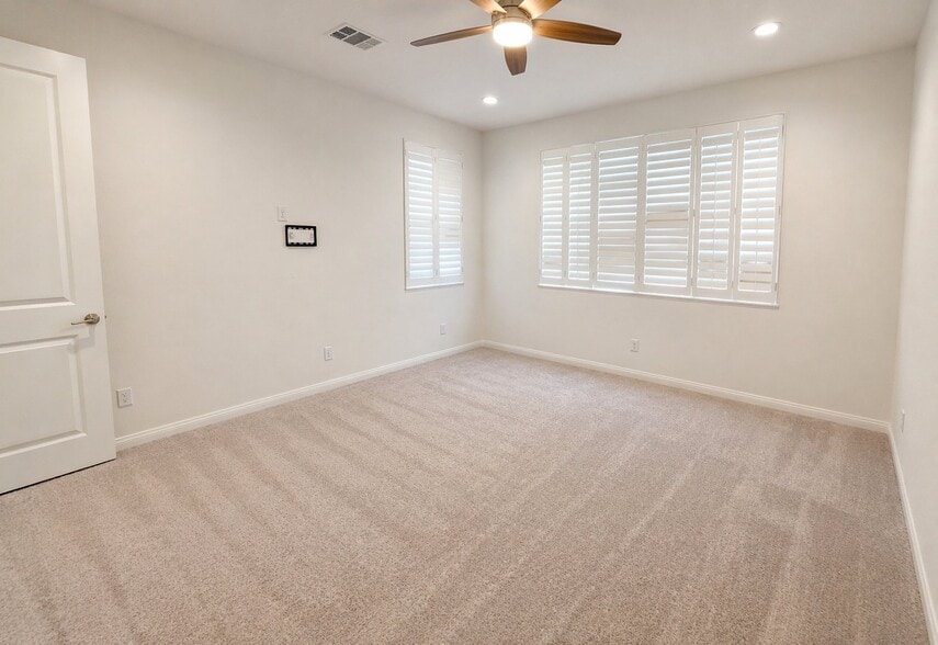 Building Photo - 8167 Elissa Dr