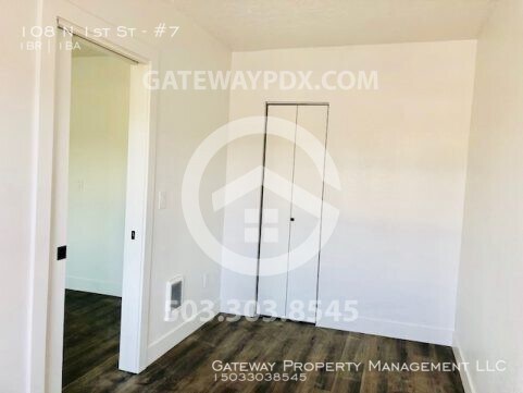 Building Photo - 108 N 1st St