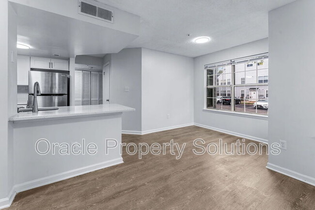Building Photo - 14023 Vista Dr