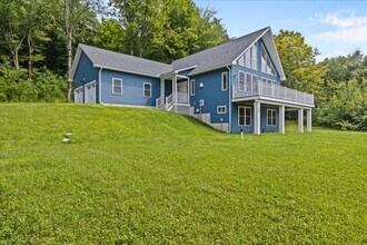Building Photo - Contemporary with Gorgeous Views in Hinesburg, Vermont - Fully Furnished w/ Utilities Included
