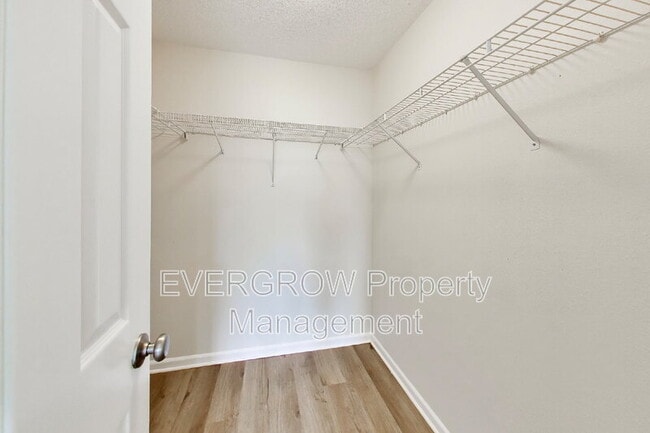 Building Photo - 1167 Odell Ln