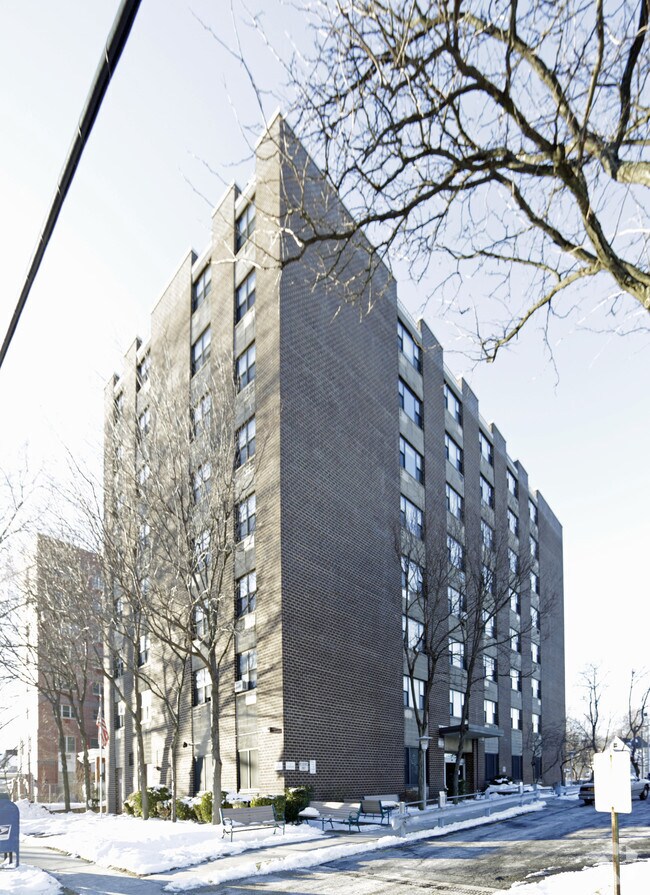 111 Lockwood Ave 111 Lockwood Ave New Rochelle NY 10801 Apartment