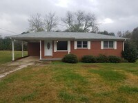 Building Photo - 206 Webb Rd