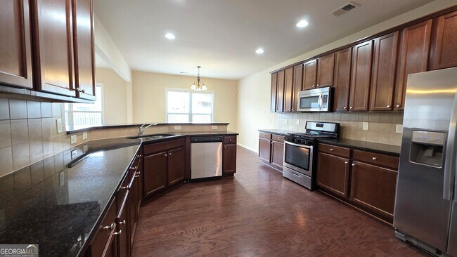 Building Photo - 5240 Brierstone Dr