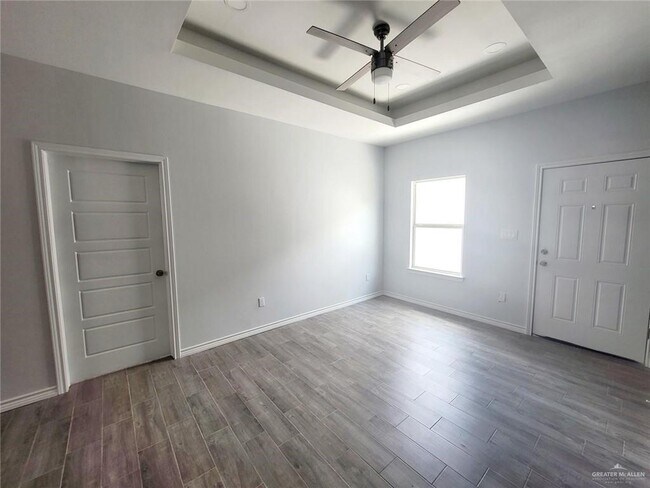 Building Photo - 13 Rosemary Dr