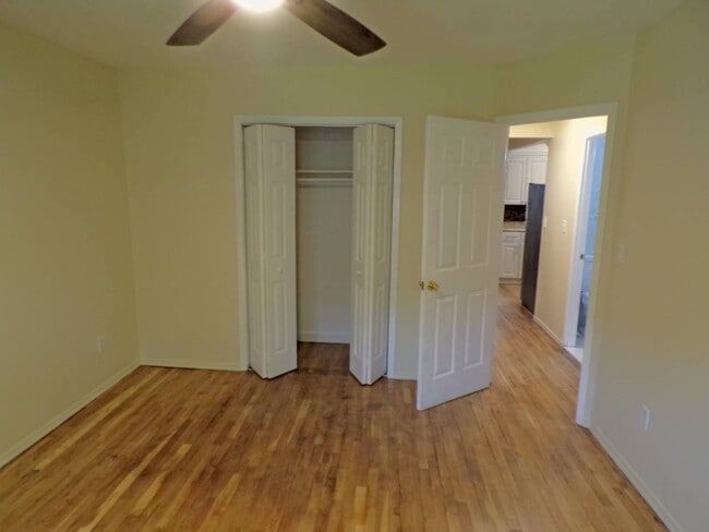 Building Photo - 3244 Mickle Ave