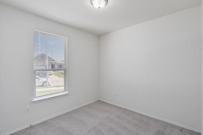 Building Photo - 7712 Peccary Dr