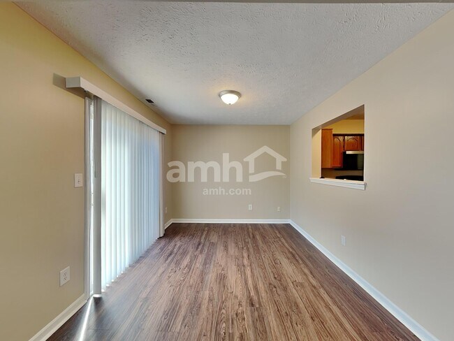 Building Photo - 1925 Tourmaline Dr