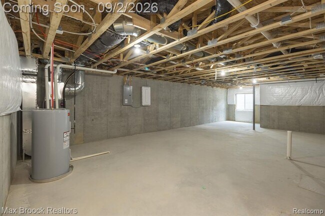 Building Photo - 4819 Glenora Dr
