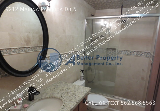 Building Photo - 9212 Marina Pacifica Dr N