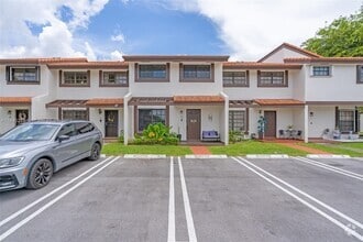 Building Photo - 5725 SW 132nd Ct