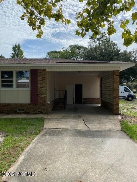Building Photo - 3223 Chalmers Dr